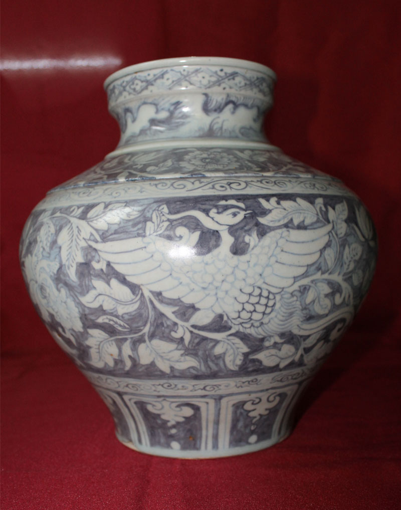 Real Rare Antiques Early Ming dynasty Chinese Porcelain Vase